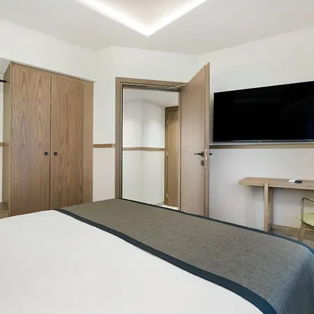 Capsis Astoria 4*