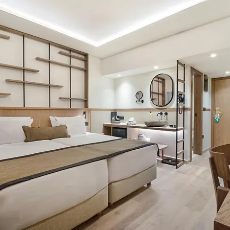 Capsis Astoria 4*